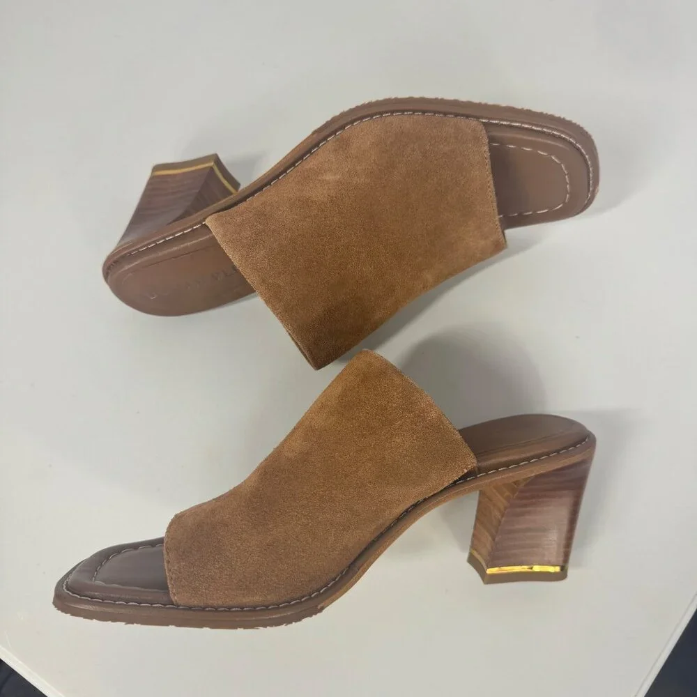 Donald Pliner Jaylyn Sandals Tan Open Toe Sz 7.5 Thong Suede Heels Slip On - Picture 9 of 11